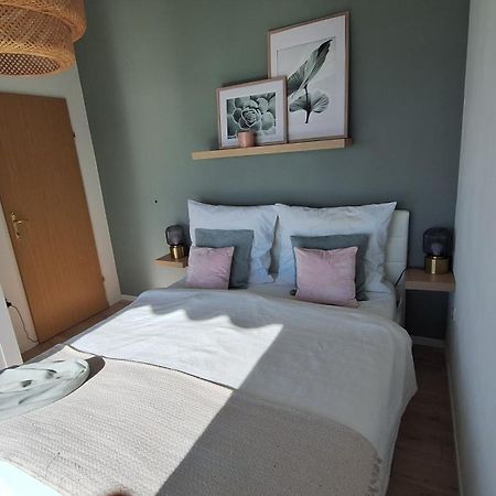 Ferienwohnung Mit 180° Meerblick Dobrec Экстерьер фото